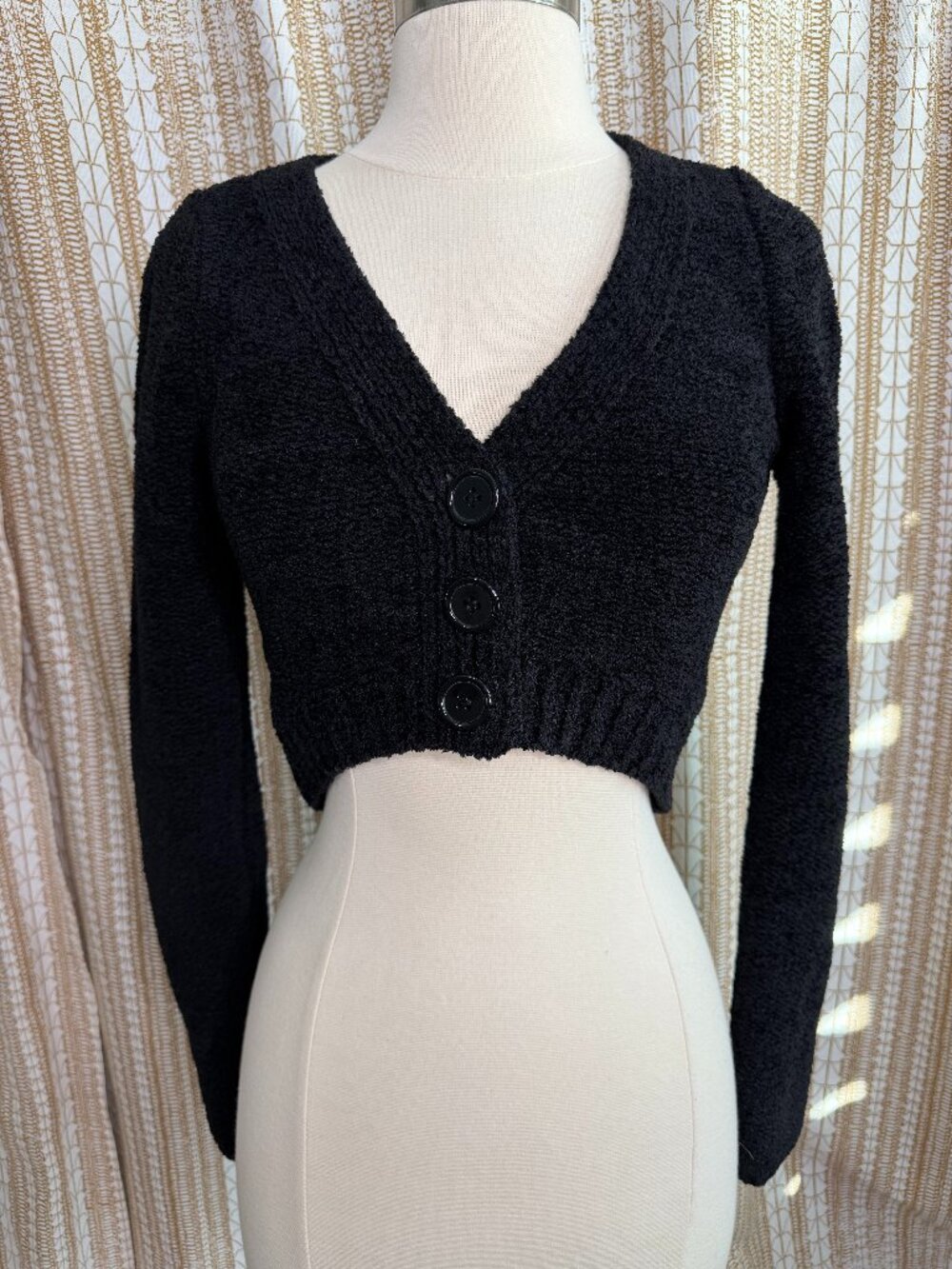 Urban Outfitters XS Black Cropped Cardigan Fuzzy Knit 3 Button V Neck Y2K